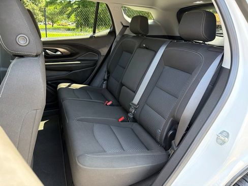 Used 2023 GMC Terrain SLE w/ Driver Convenience Package FWD image 22