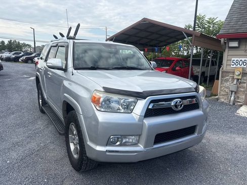 Used 2010 Toyota 4Runner SR5 AWD/4WD image 5