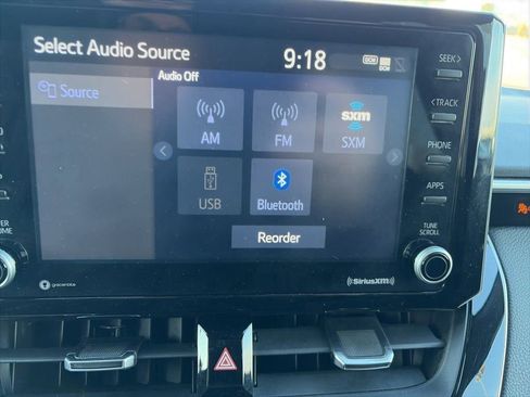 Used 2022 Toyota Corolla SE FWD image 17