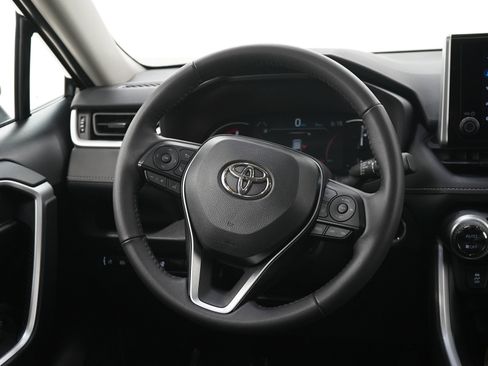 Used 2025 Toyota RAV4 XLE w/ Convenience Package AWD/4WD image 14