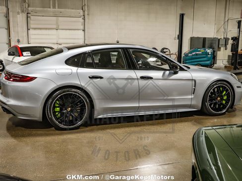 Used 2020 Porsche Panamera Turbo S image 24