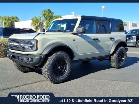 New 2026 Ford Bronco Badlands w/ Sasquatch Package AWD/4WD image 1