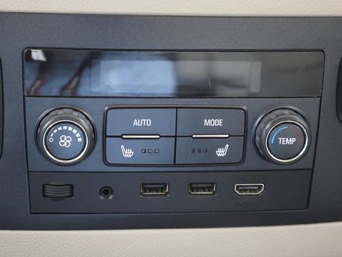 Used 2017 GMC Yukon Denali w/ Open Road Package image 23