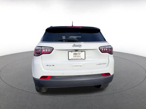 Used 2025 Jeep Compass Limited AWD/4WD image 12