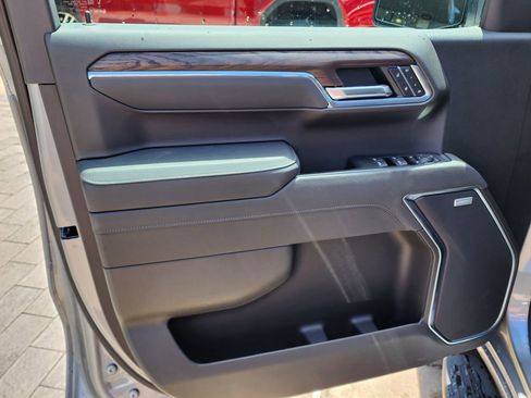 New 2026 GMC Sierra 1500 SLT AWD/4WD image 14
