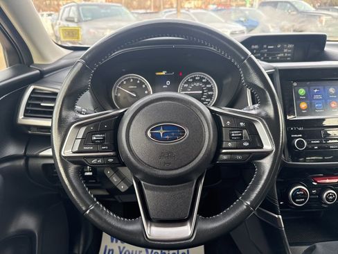 Used 2022 Subaru Forester Premium image 12