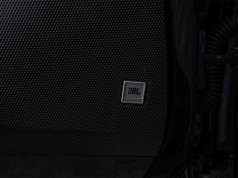 Used 2023 Ferrari SF90 Spider image 37