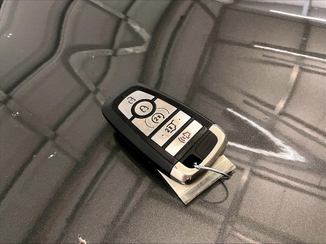 Used 2020 Ford Explorer XLT w/ Equipment Group 202A AWD/4WD image 9