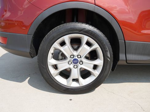 Used 2016 Ford Escape Titanium image 11
