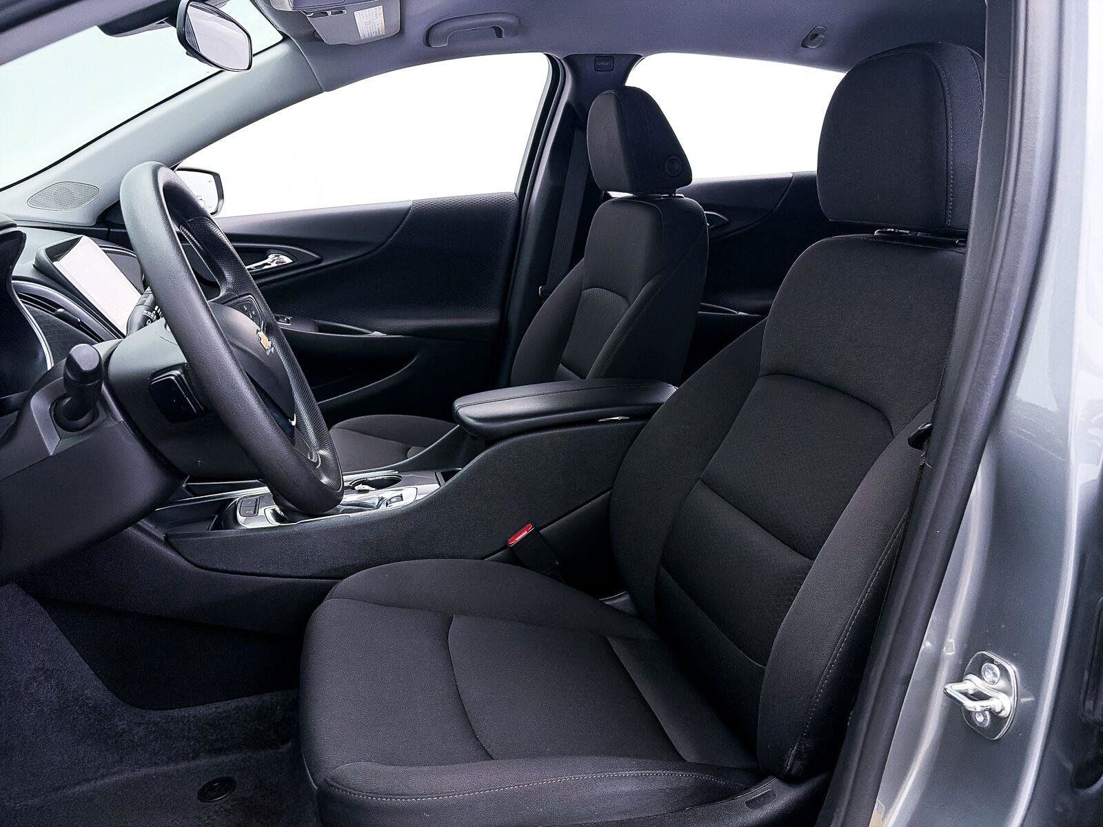 Used 2024 Chevrolet Malibu LT FWD image 16