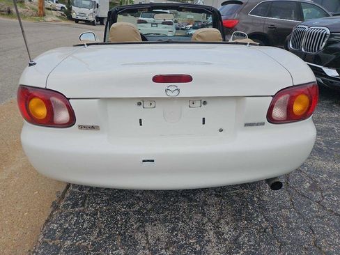 Used 1999 MAZDA MX-5 Miata image 30