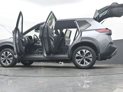 Certified 2023 Nissan Rogue SV image 41