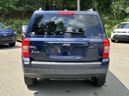 Used 2016 Jeep Patriot Sport w/ Power Value Group AWD/4WD image 4