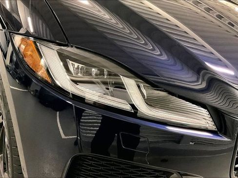 Certified 2025 Jaguar F-PACE R-Dynamic S image 28