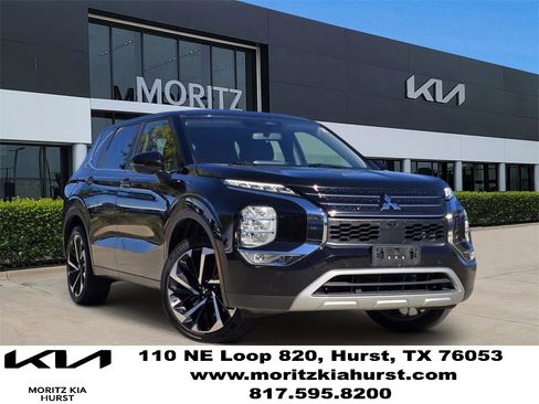 Used 2024 Mitsubishi Outlander SE Black Edition image 1