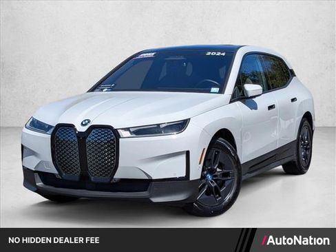 Used 2024 BMW iX xDrive50 AWD/4WD image 1