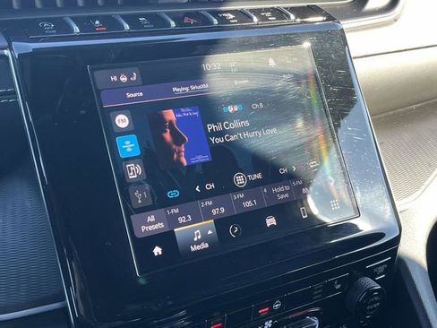 Used 2023 Jeep Grand Cherokee Altitude image 29