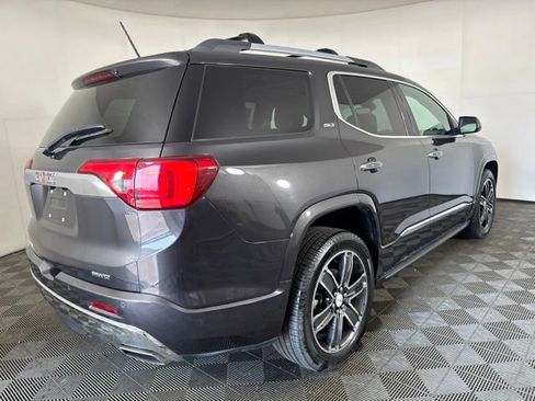 Used 2017 GMC Acadia Denali w/ Technology Package AWD/4WD image 3