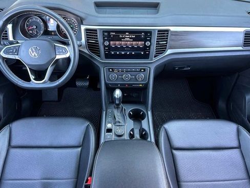 Used 2021 Volkswagen Atlas SE w/ Panoramic Sunroof Package image 5