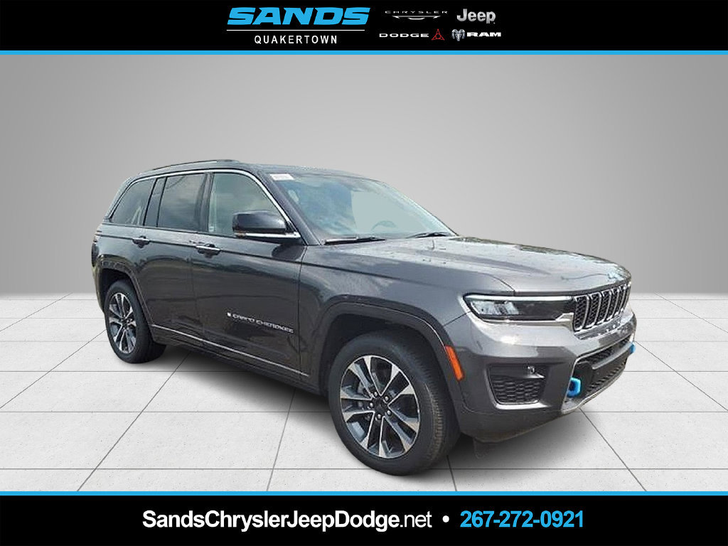 New 2023 Jeep Grand Cherokee Overland w/ Luxury Tech Group IV AWD/4WD image 1