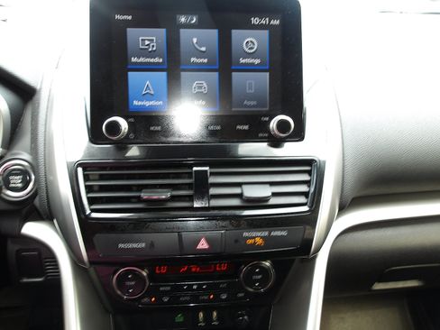 Used 2022 Mitsubishi Eclipse Cross AWD image 19