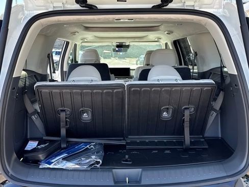 New 2026 Hyundai Santa Fe Calligraphy AWD/4WD image 11