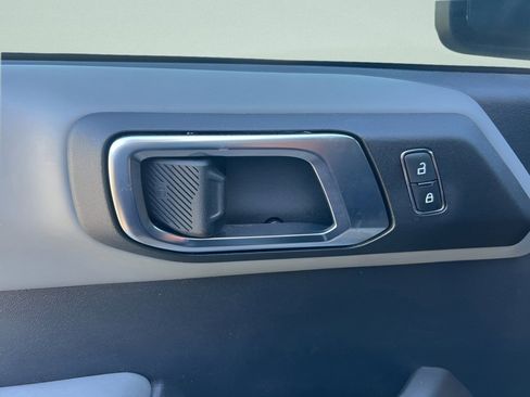 Used 2023 Ford Bronco Badlands AWD/4WD image 17