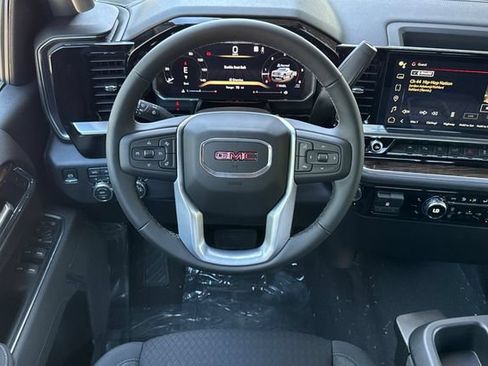 New 2026 GMC Sierra 1500 SLE w/ X31 Off-Road Package AWD/4WD image 16