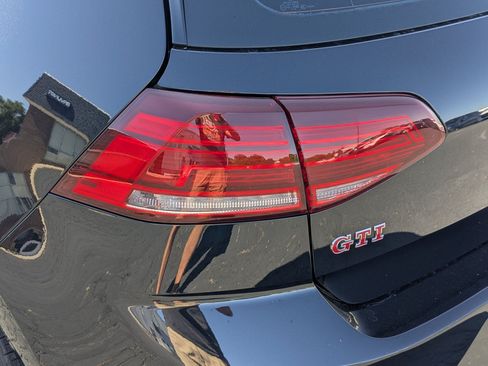 Used 2021 Volkswagen GTI S FWD image 11