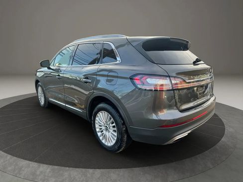 Used 2019 Lincoln Nautilus Premier image 7