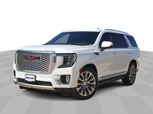 Used 2021 GMC Yukon Denali w/ Denali Premium Package RWD image 4