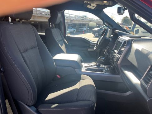 Used 2017 Ford F150 XLT w/ Equipment Group 302A Luxury image 31