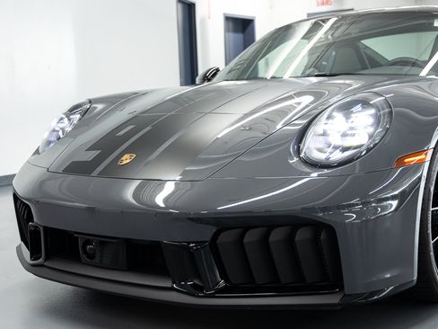 Used 2026 Porsche 911 Carrera GTS RWD image 12