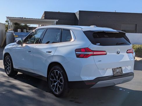 New 2026 BMW X3 xDrive30i w/ Premium Package AWD/4WD image 8