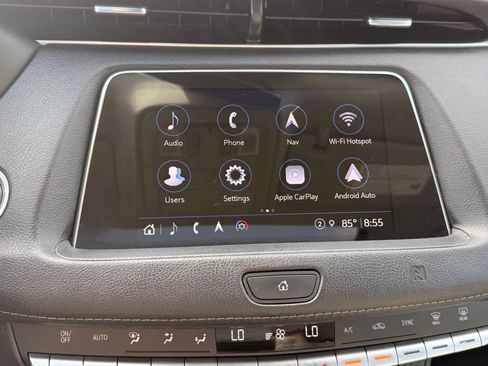 Used 2021 Cadillac XT4 Premium Luxury AWD/4WD image 35