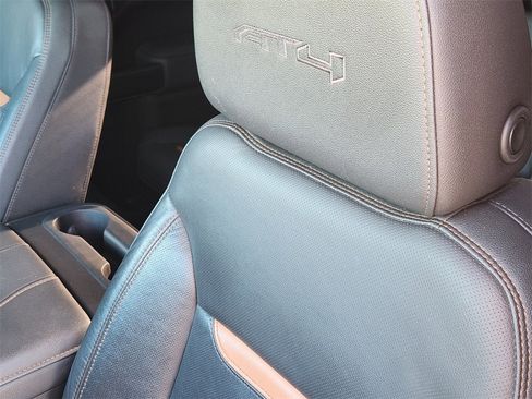 Used 2021 GMC Sierra 1500 AT4 w/ AT4 Preferred Package image 15