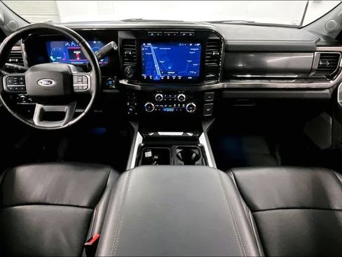 Used 2024 Ford F250 Lariat w/ Lariat Ultimate Package AWD/4WD image 17
