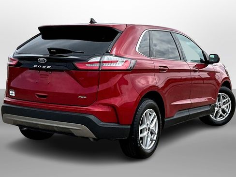 Used 2023 Ford Edge SEL image 11