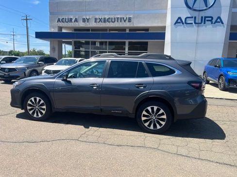 Used 2024 Subaru Outback Limited XT AWD/4WD image 5