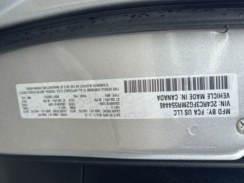 Used 2021 Chrysler Pacifica Touring w/ S Appearance Package AWD/4WD image 27