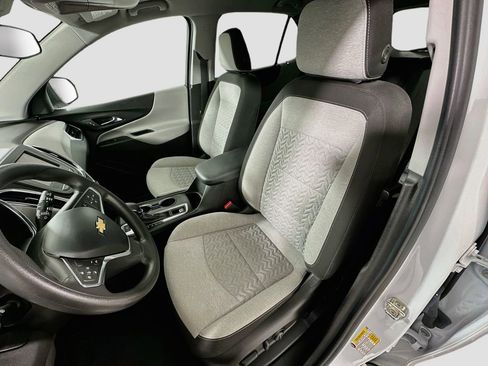 Used 2022 Chevrolet Equinox LS w/ LS Convenience Package AWD/4WD image 18