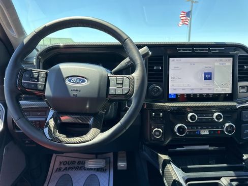 Used 2024 Ford F250 Lariat w/ Lariat Ultimate Package image 33