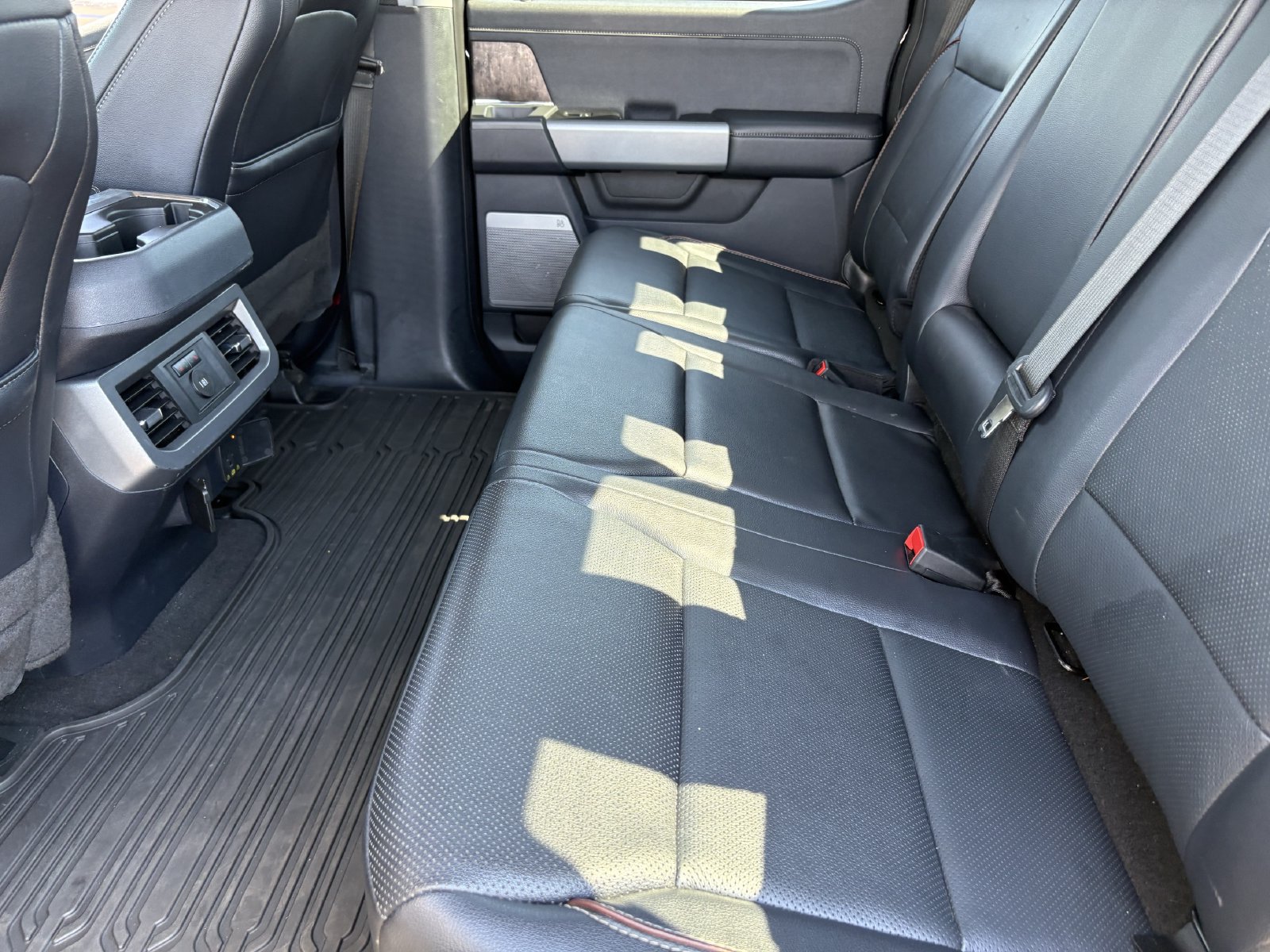 Certified 2023 Ford F250 Lariat w/ Lariat Ultimate Package AWD/4WD image 21