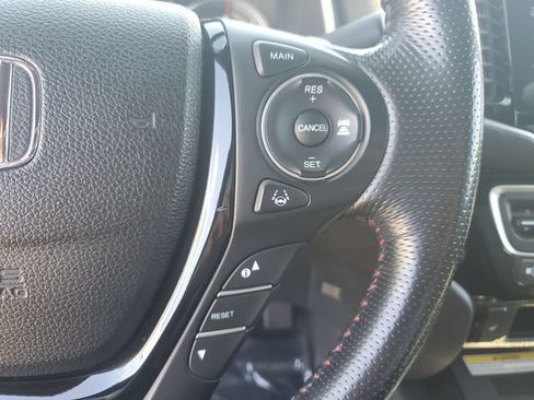 Certified 2021 Honda Ridgeline Black Edition image 30