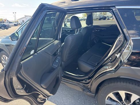 Certified 2025 Subaru Outback Limited image 15
