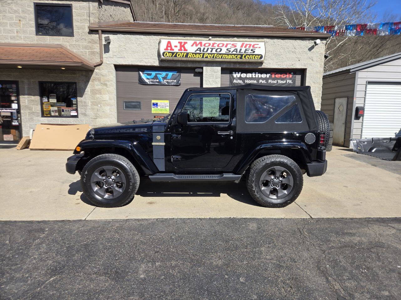 Used 2017 Jeep Wrangler Sport AWD/4WD image 5