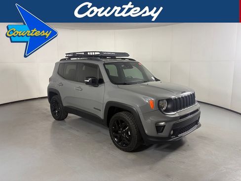 Used 2022 Jeep Renegade Altitude AWD/4WD image 1