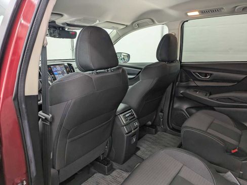 Used 2024 Subaru Ascent Premium w/ Convenience Package image 19