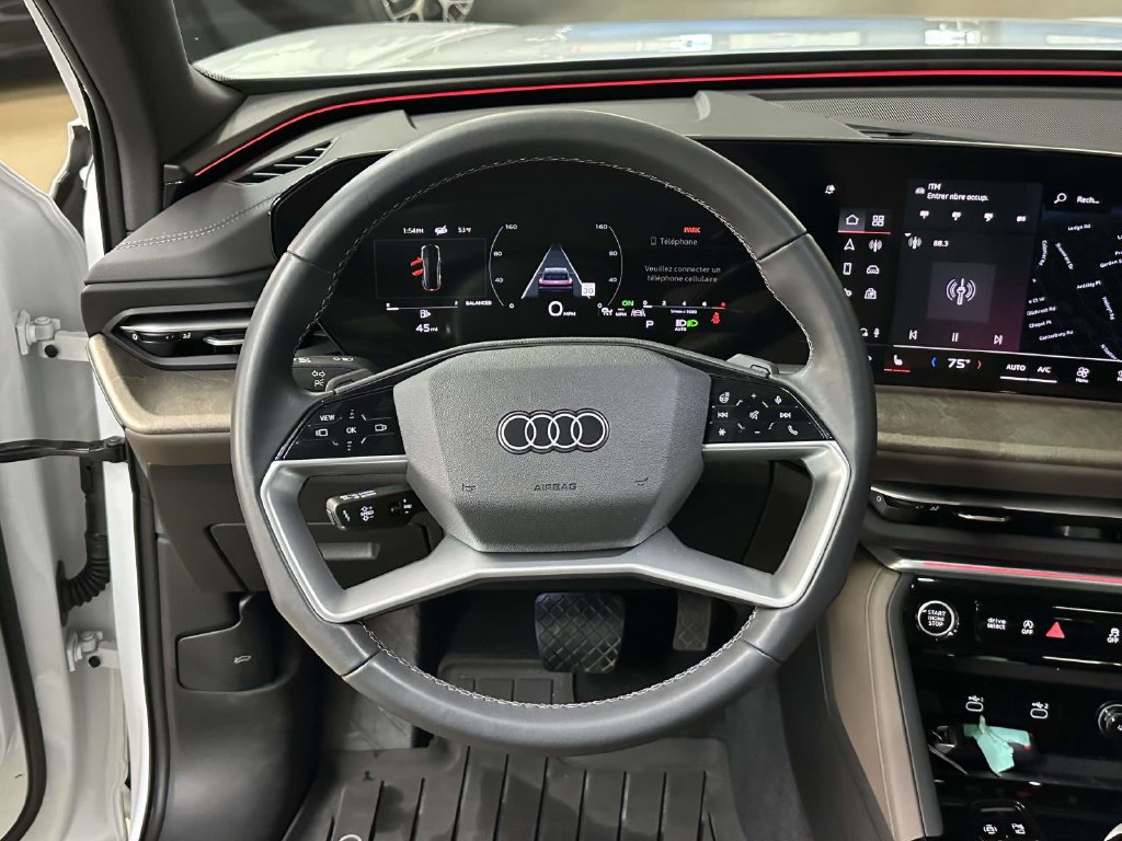 Used 2025 Audi Q5 Premium w/ Convenience Package AWD/4WD image 23