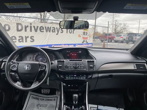 Certified 2017 Honda Accord Sport Special Edition image 17